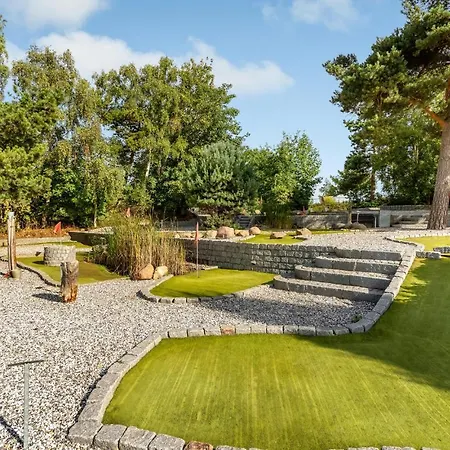 2 Bedroom Gorgeous In *